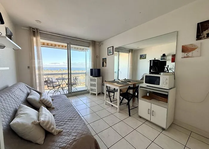 Apartment Avec Balcon, Piscine Et Parking - Aiguillon - Fr-1-433-1 Arcachon