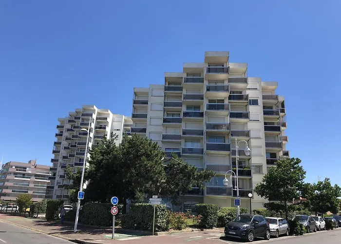 Apartman Avec Balcon, Piscine Et Parking - Aiguillon - Fr-1-433-1 Arcachon